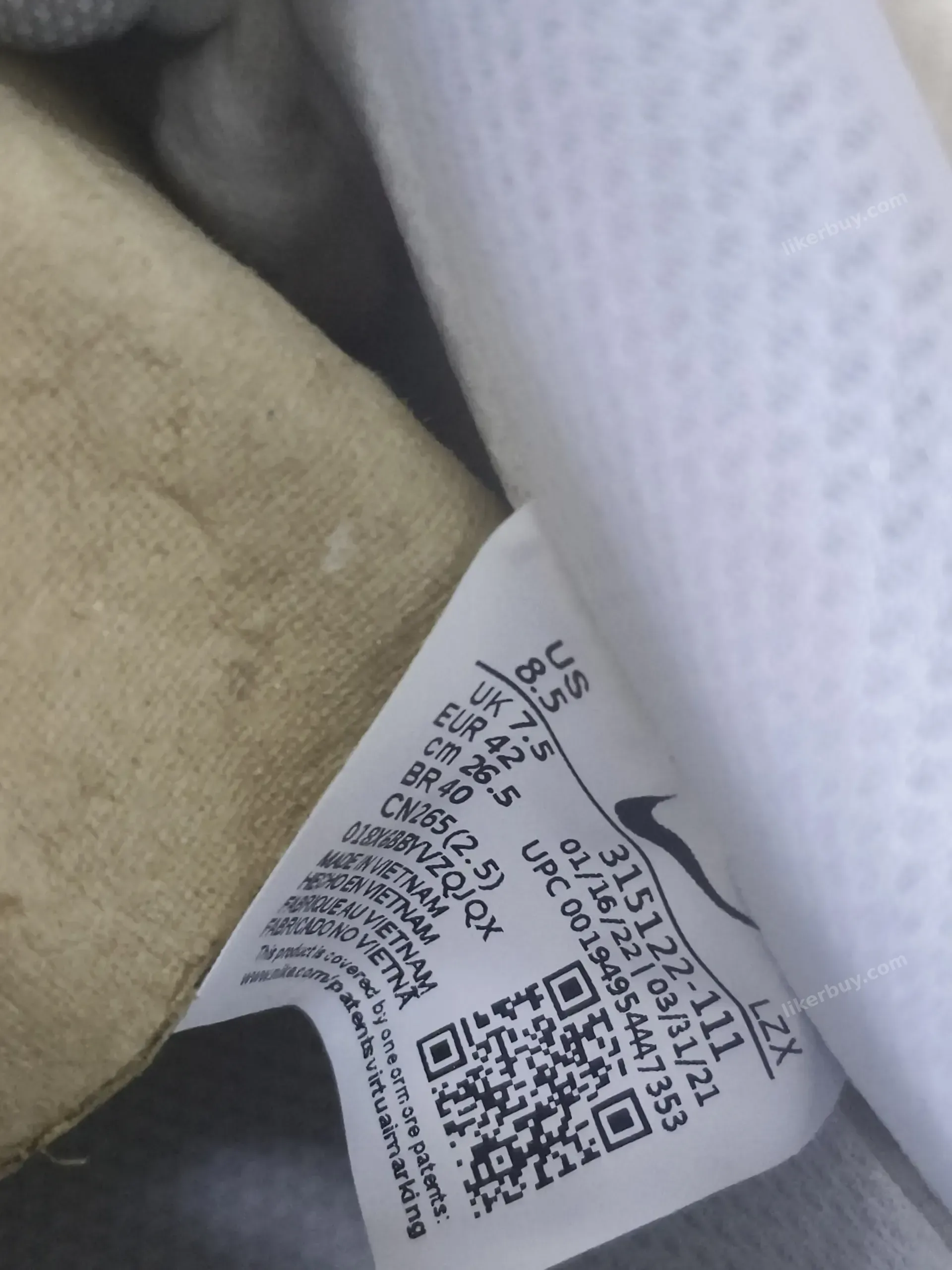 Nike Air Force One product reference 7