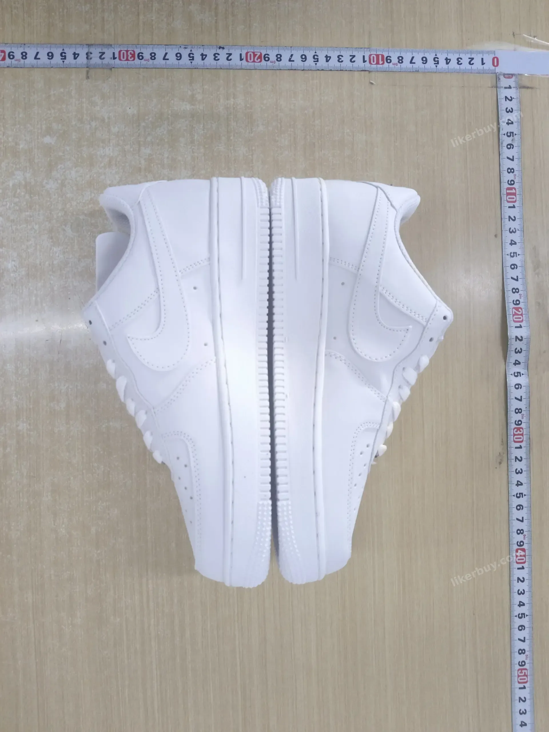 Nike Air Force One product reference 11