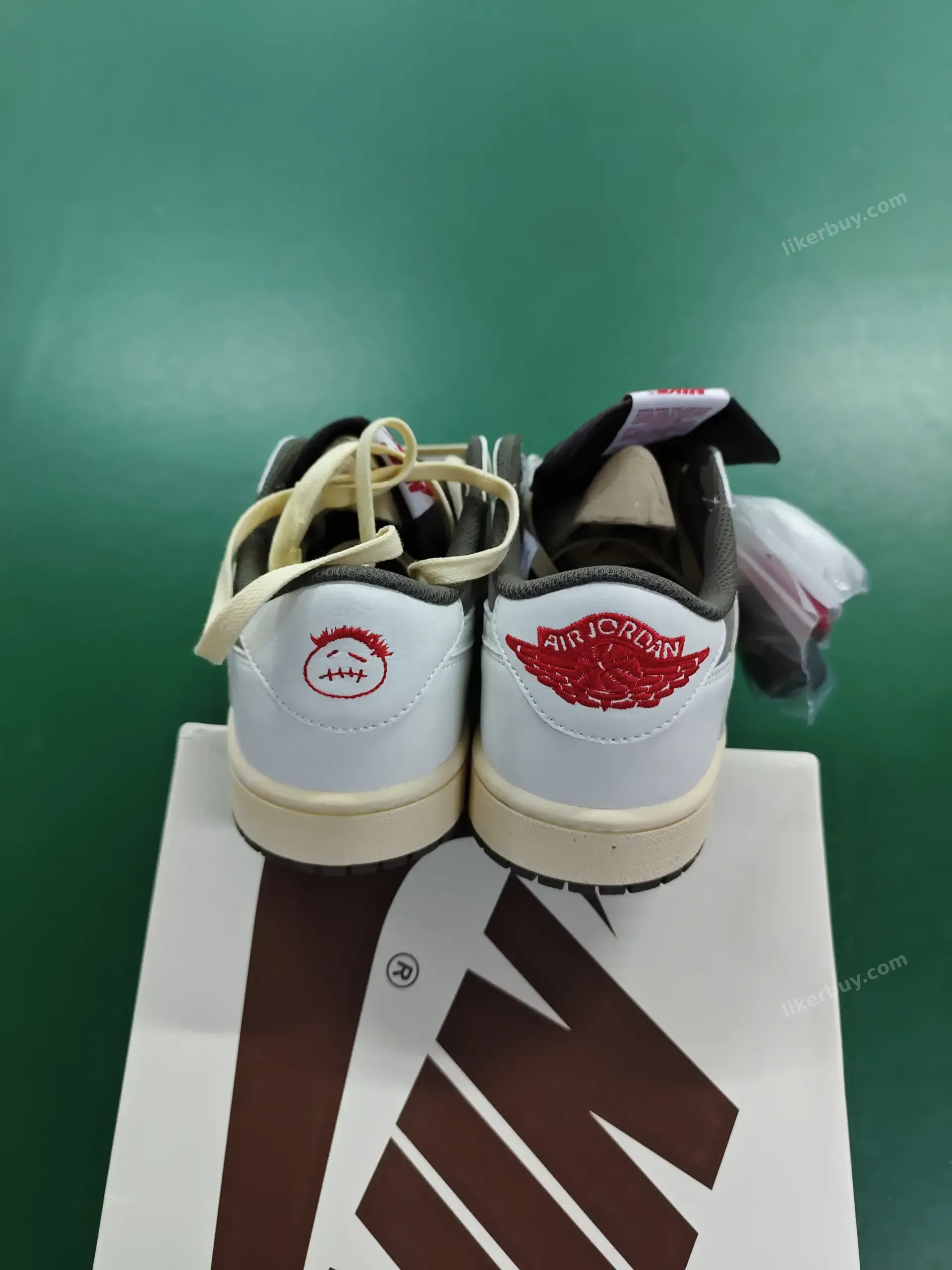 Travis Scott Nike air Jordan 1 aj1 product reference 5