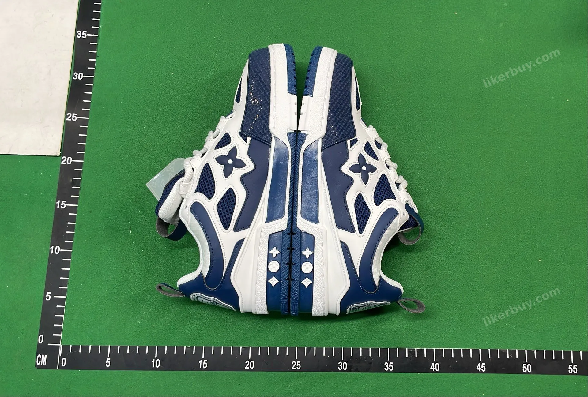 Louis Vuitton Trainer Sneaker product reference 8