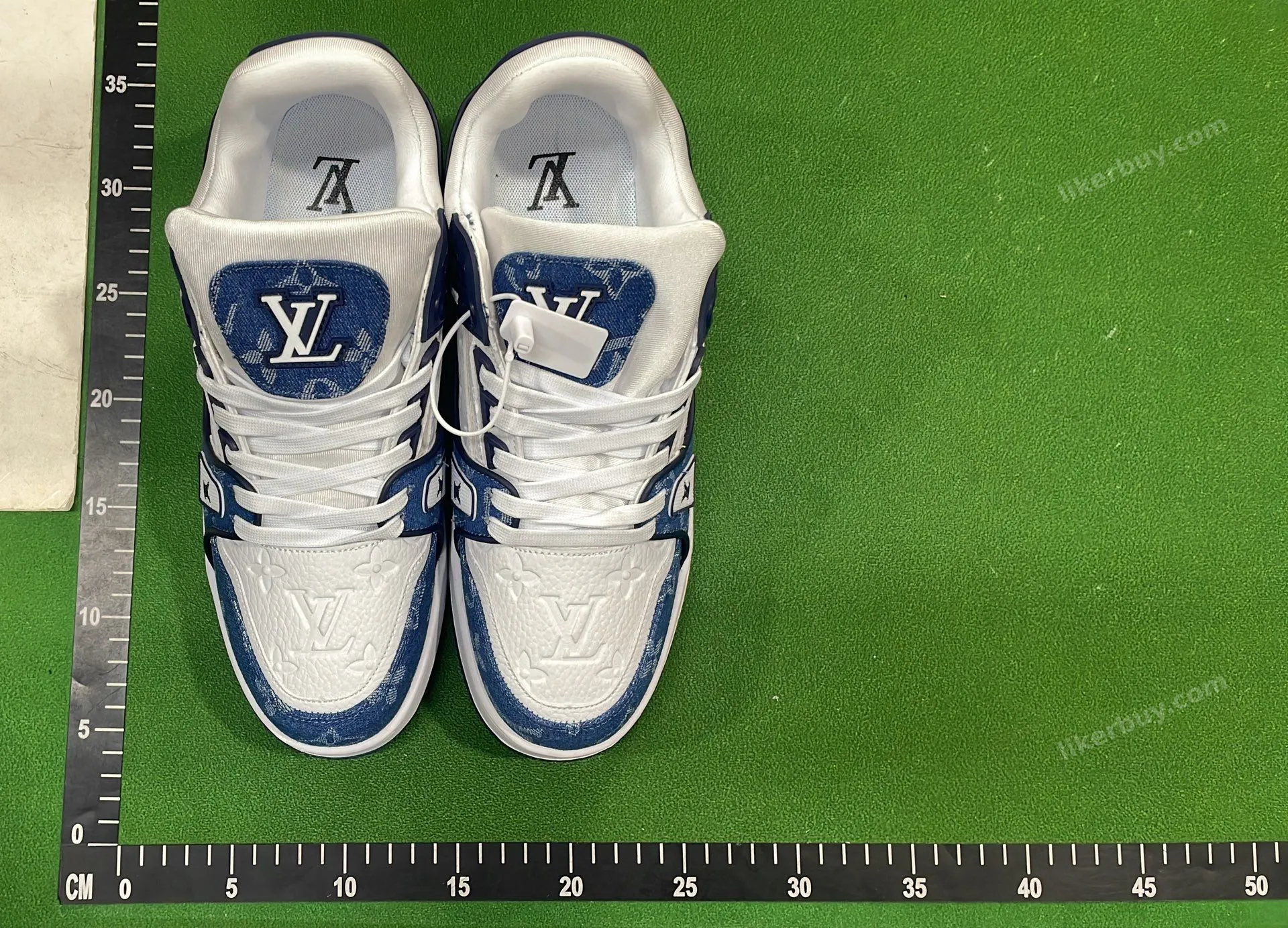Louis Vuitton Trainer Sneaker product reference 1