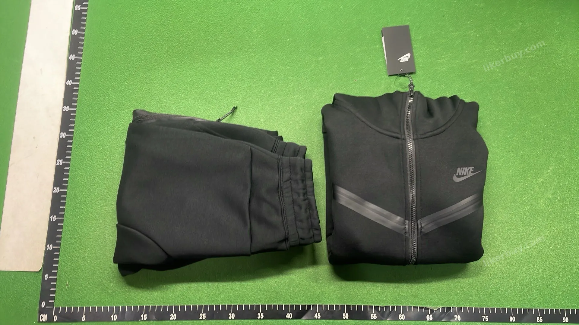 NIKE Suit product reference 1