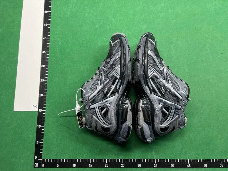 Balenciaga runner shoes QC photo