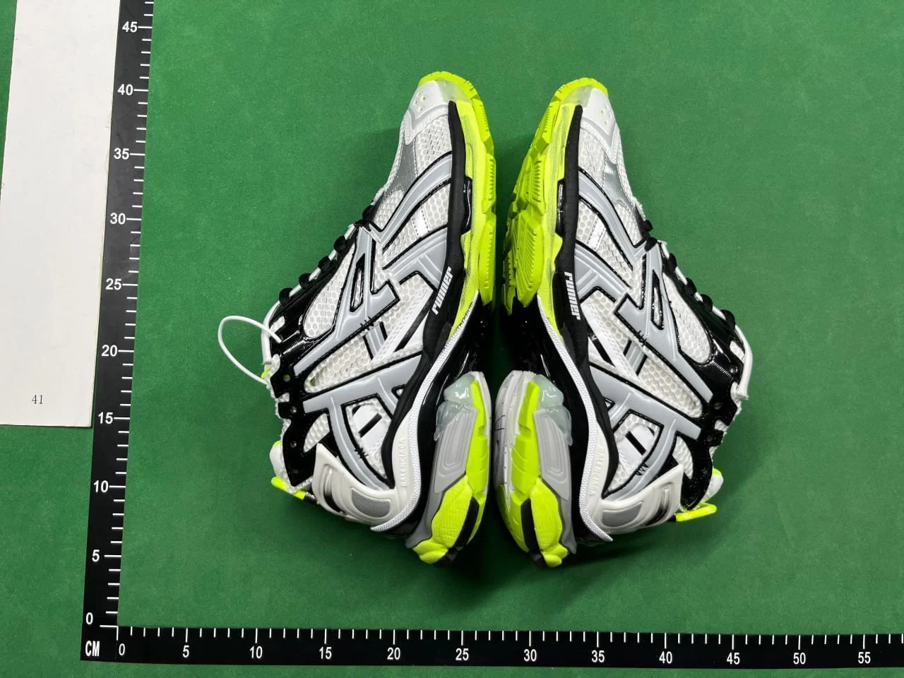 Balenciaga runner shoes QC photo