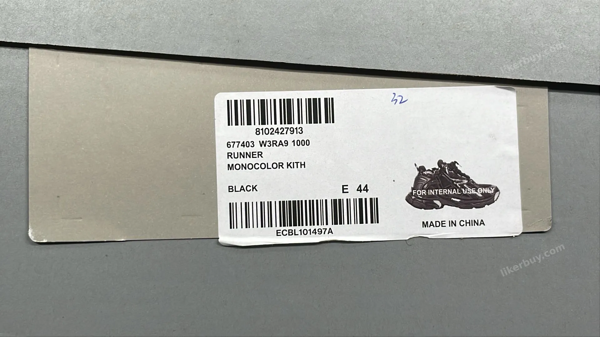 Balenciaga runner shoes product reference 5