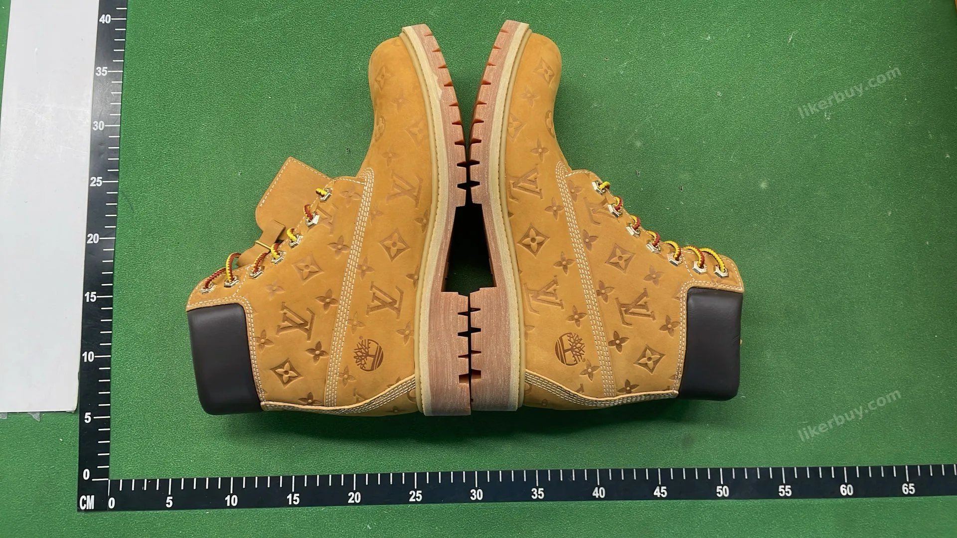 LV x Timberland product reference 2