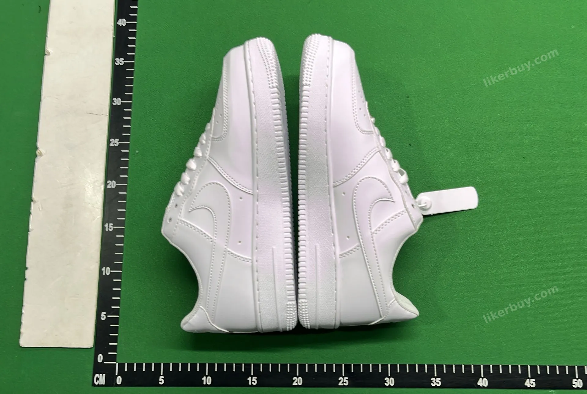 NIKE AF 1 product reference 3