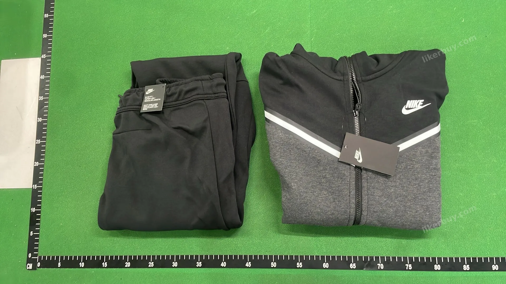 NIKE Tech set product reference 1