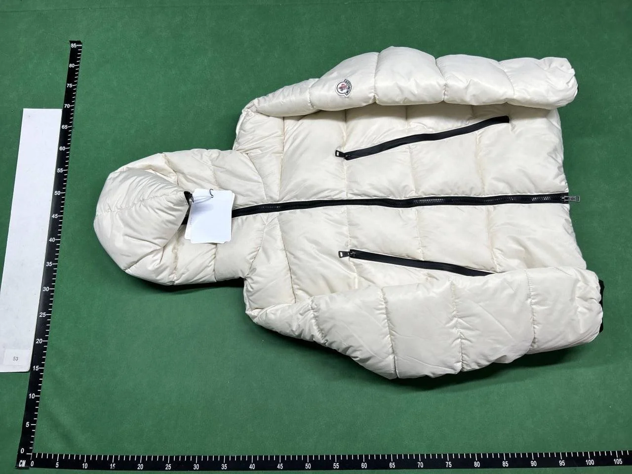 Moncler down QC photo