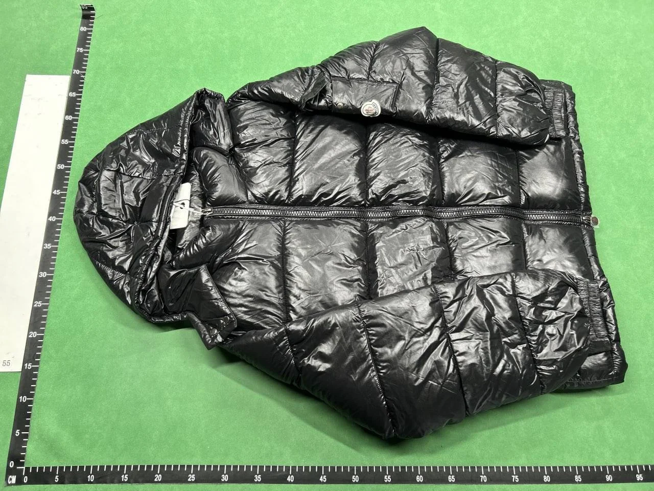 Moncler down QC photo