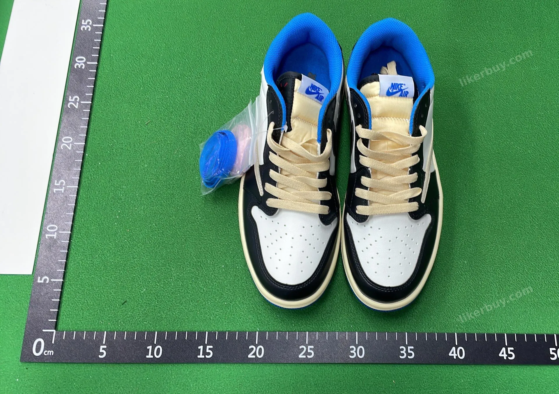 Travis Scott x Nike Air Jordan 1 product reference 1