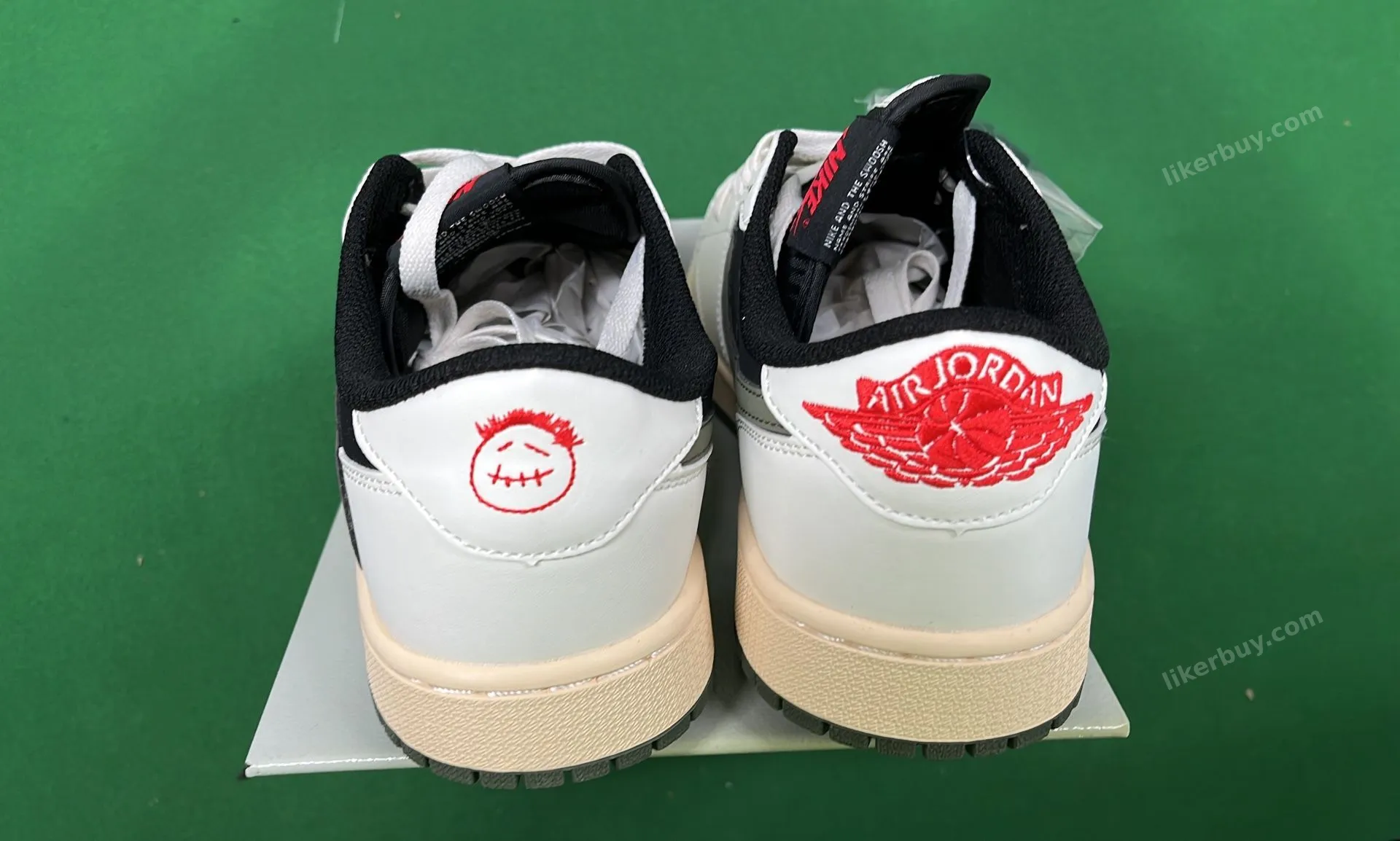 Travis Scott x Nike Air Jordan 1 product reference 10