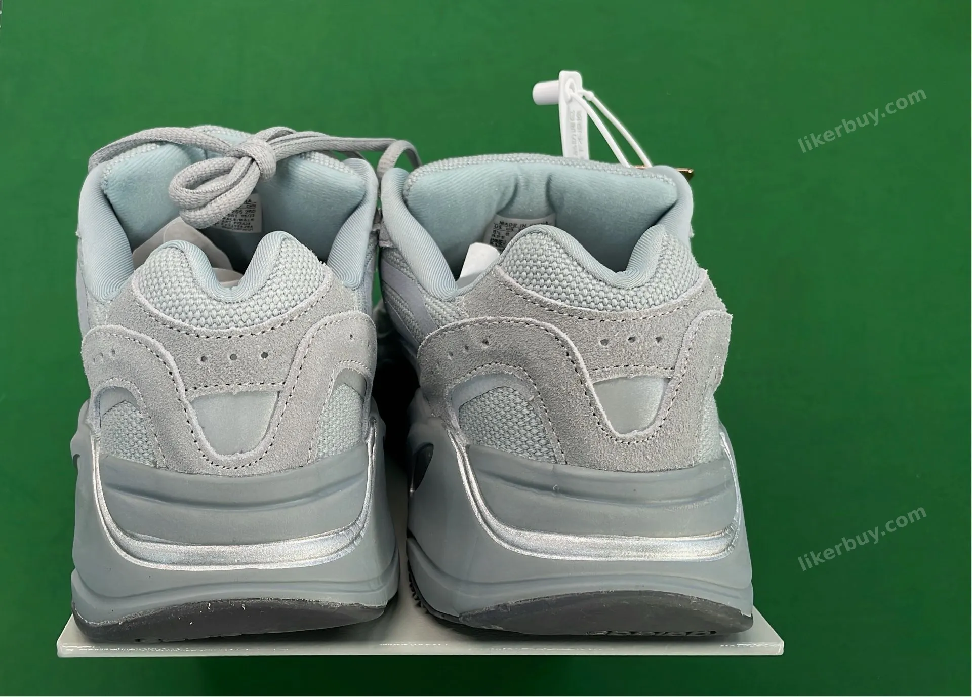 Adidas Yeezy boost 700 product reference 10