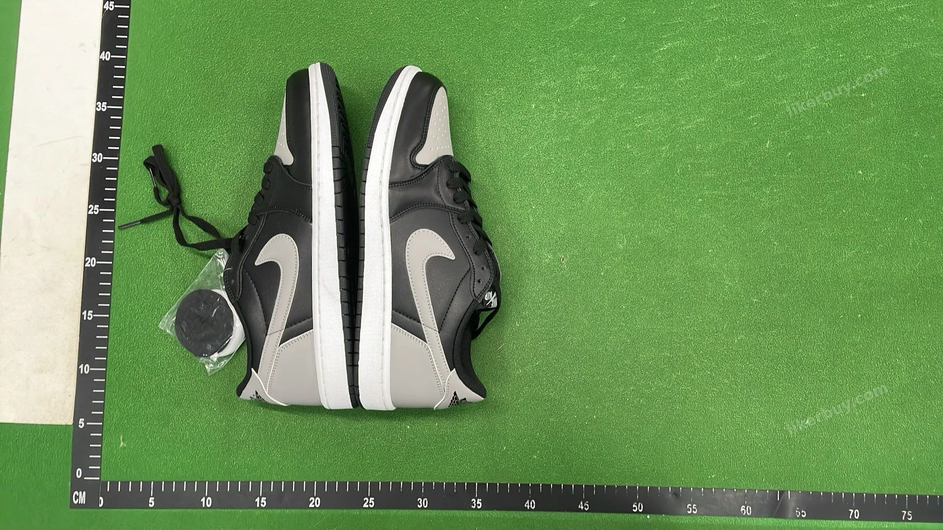 BF Nike Air JORDAN1 LOW product reference 2