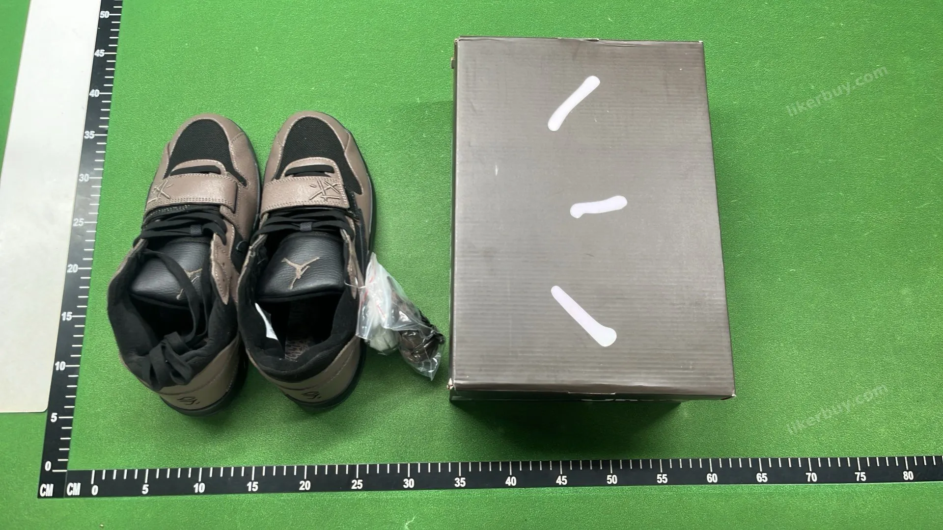 Nike Air Jordan 6 Retro product reference 6