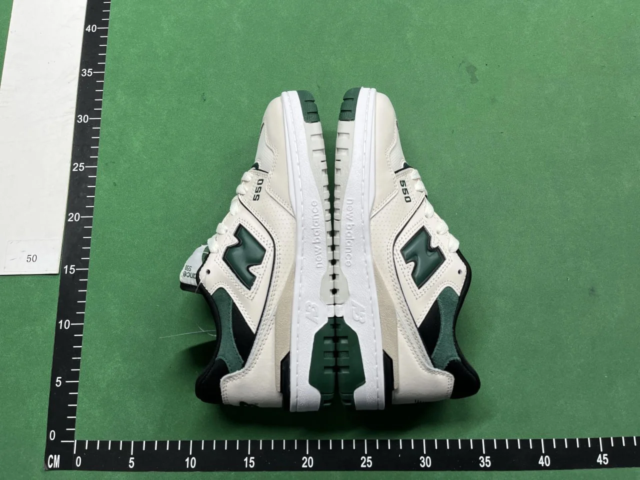 New Balances 550 shoes QC photo