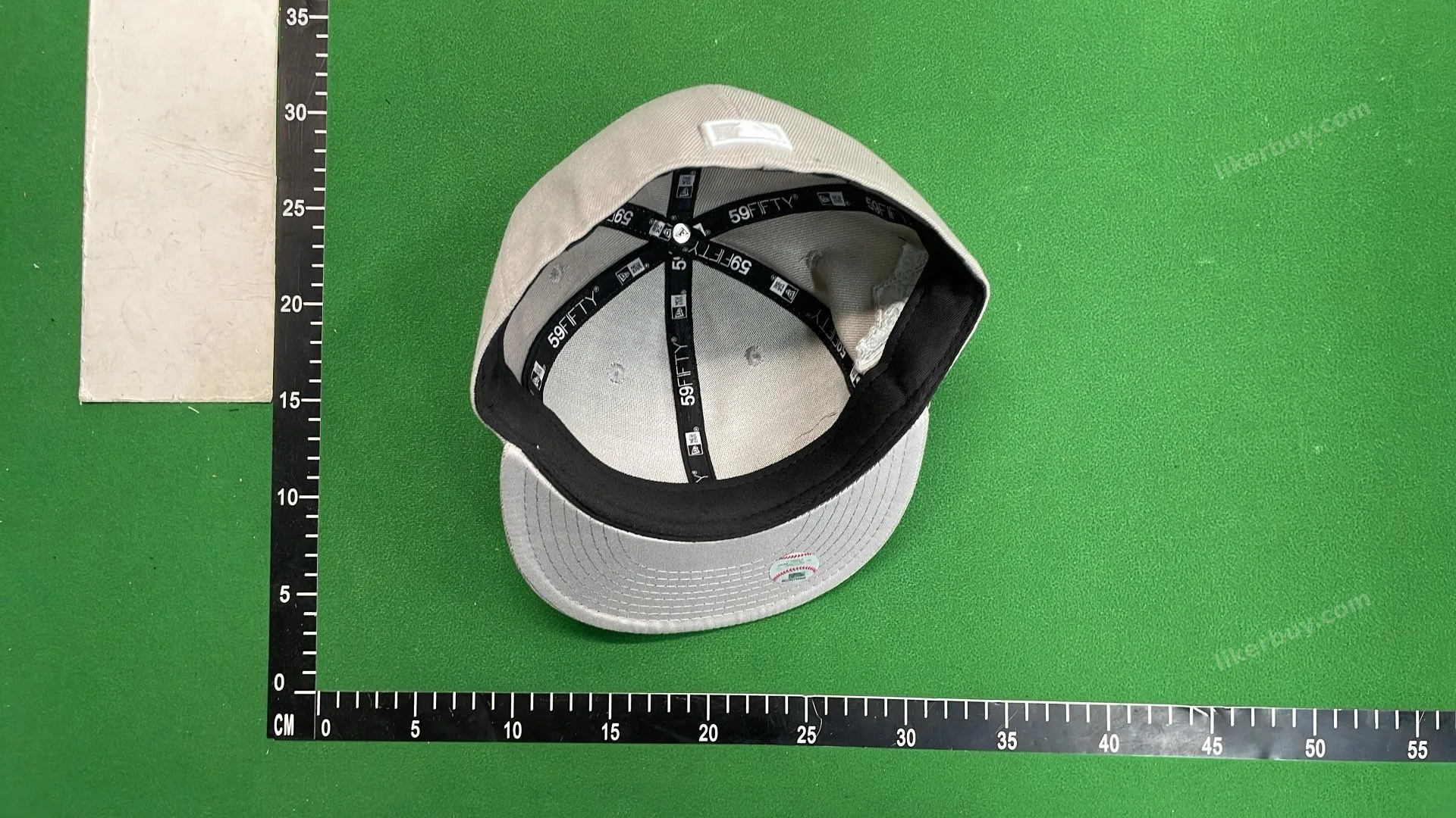 Caps product reference 7