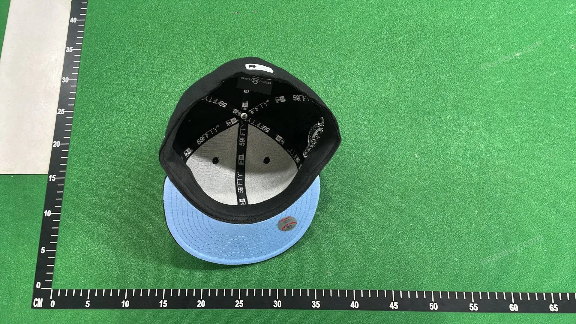 Caps product reference 1