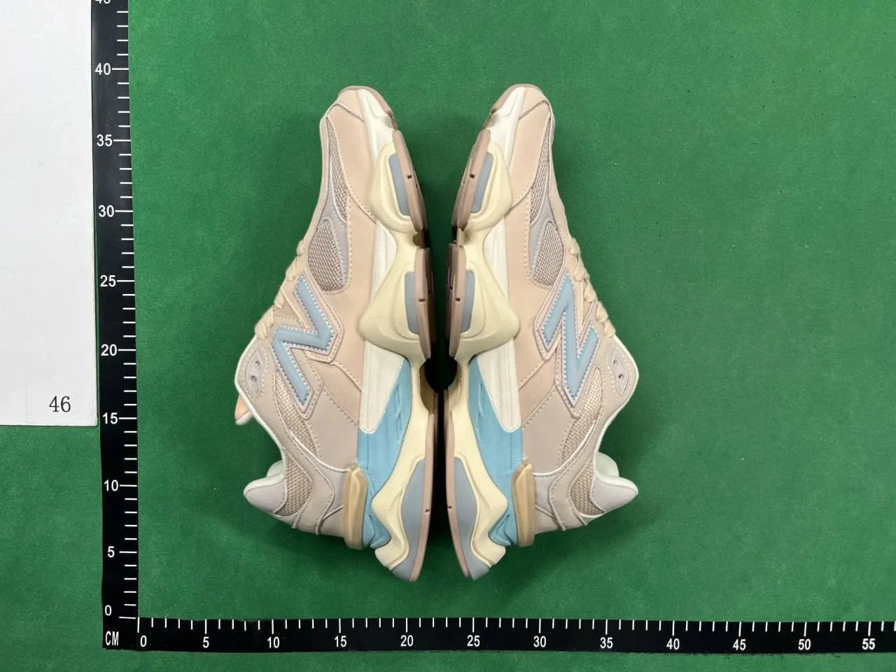 New Balance 9060 QC photo