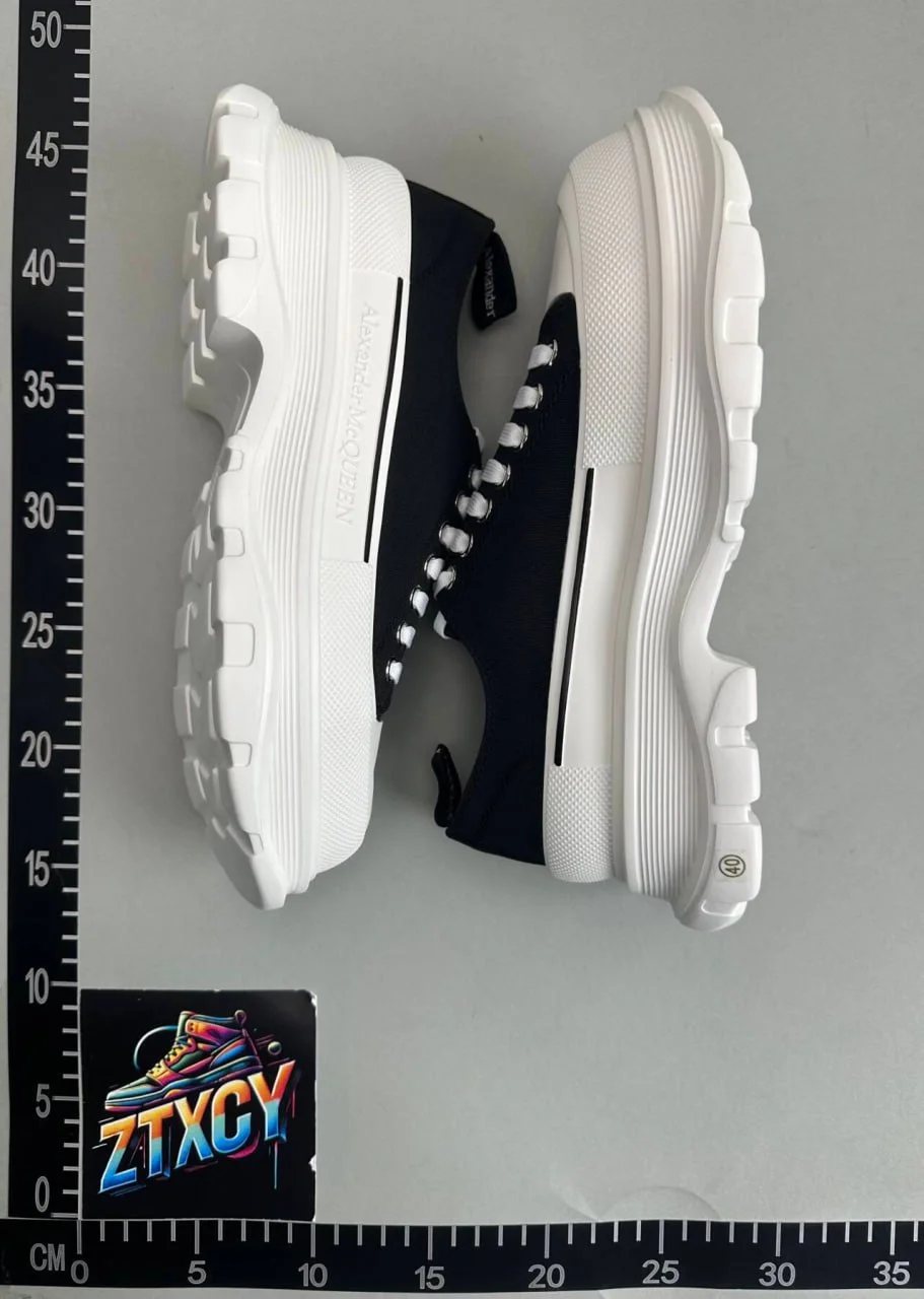 Alexander McQueen shoes QC photo