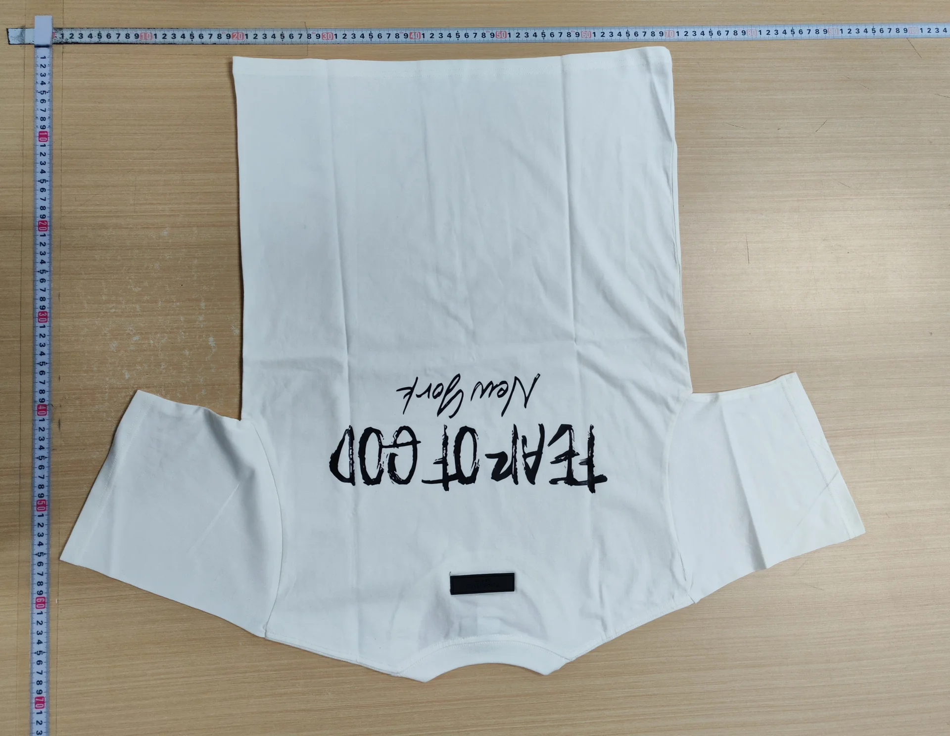 Fear Of God X ESSENTIALS T-shirt 43style QC photo