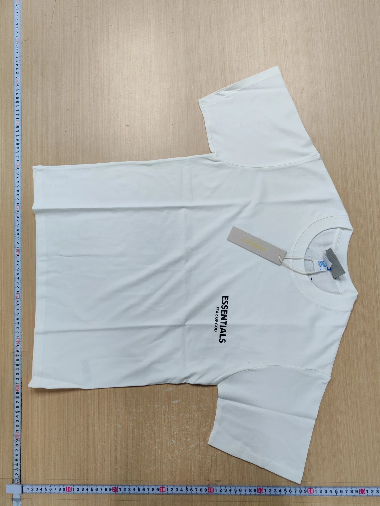 Fear Of God X ESSENTIALS T-shirt 43style QC photo
