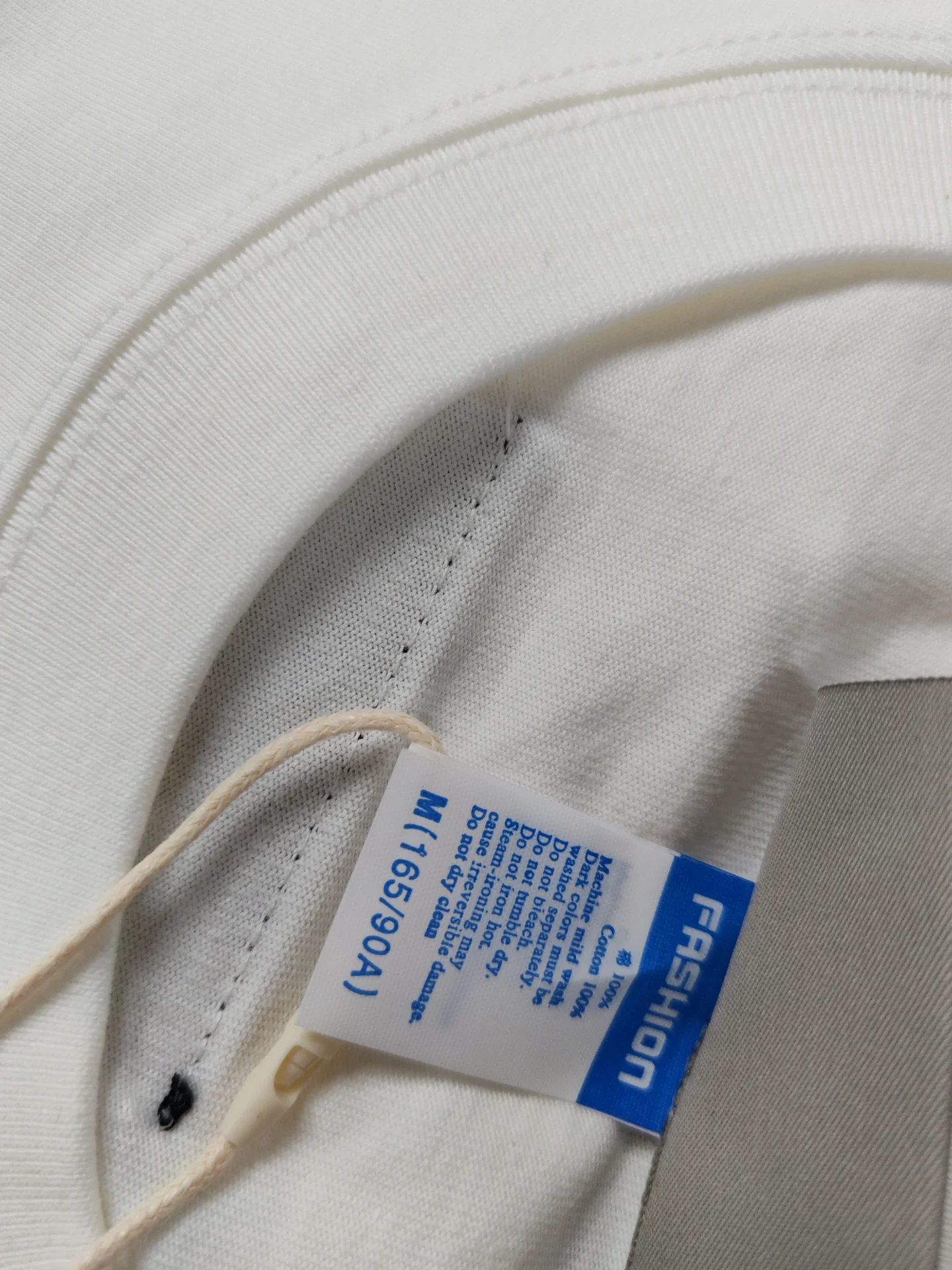 Fear Of God X ESSENTIALS T-shirt 43style QC photo