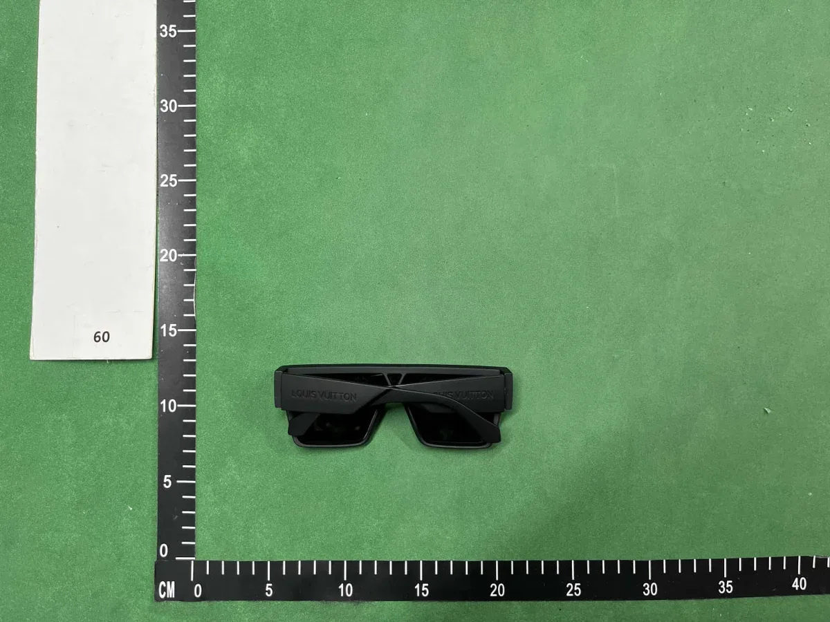 LV sunglasses 4style QC photo