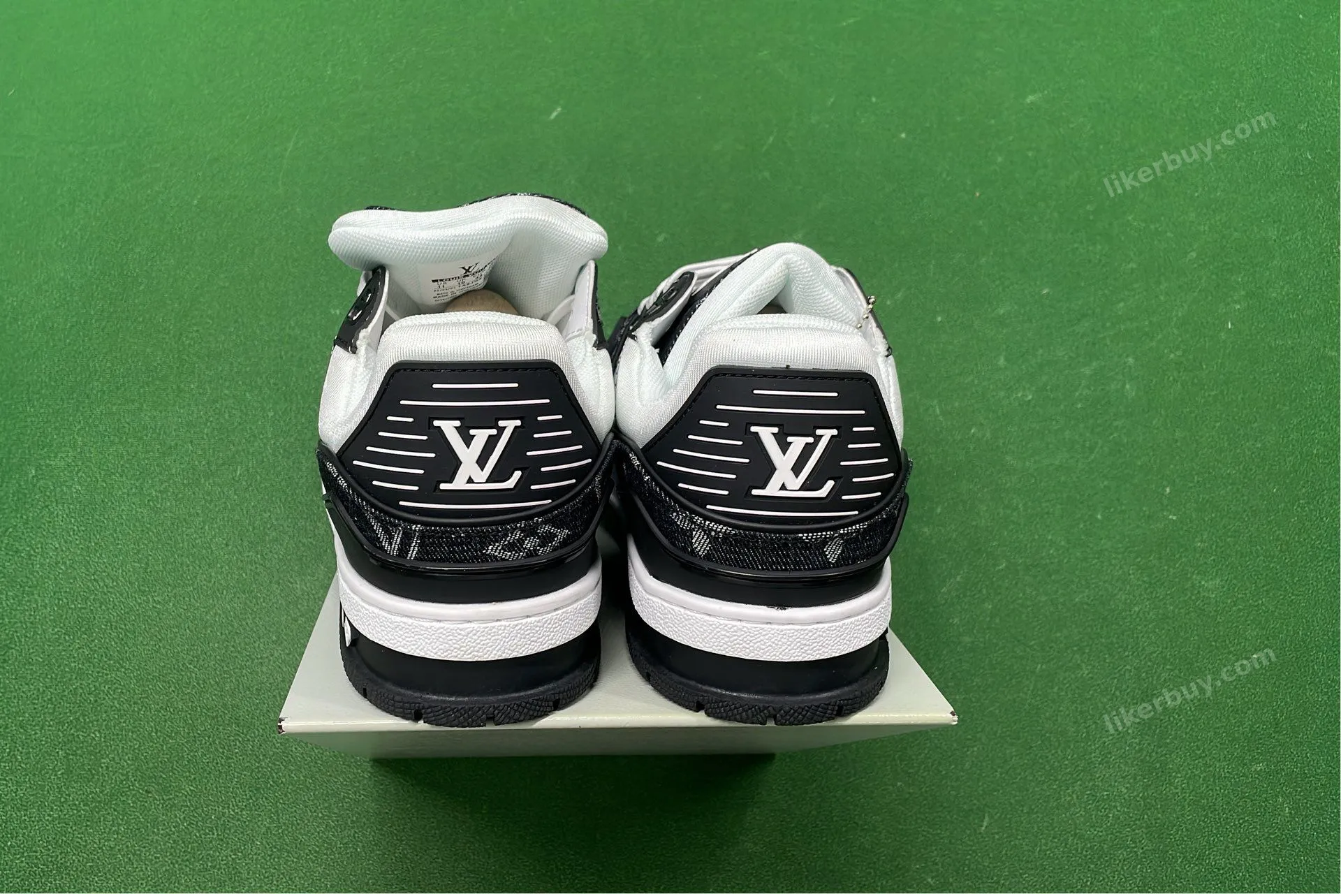 LV Louis Vuitton Trainer Shoes Sneakers product reference 4