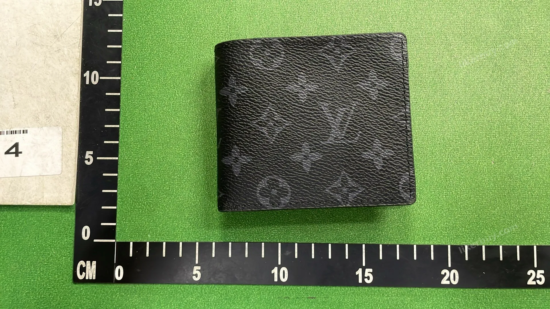 LV Wallet product reference 2