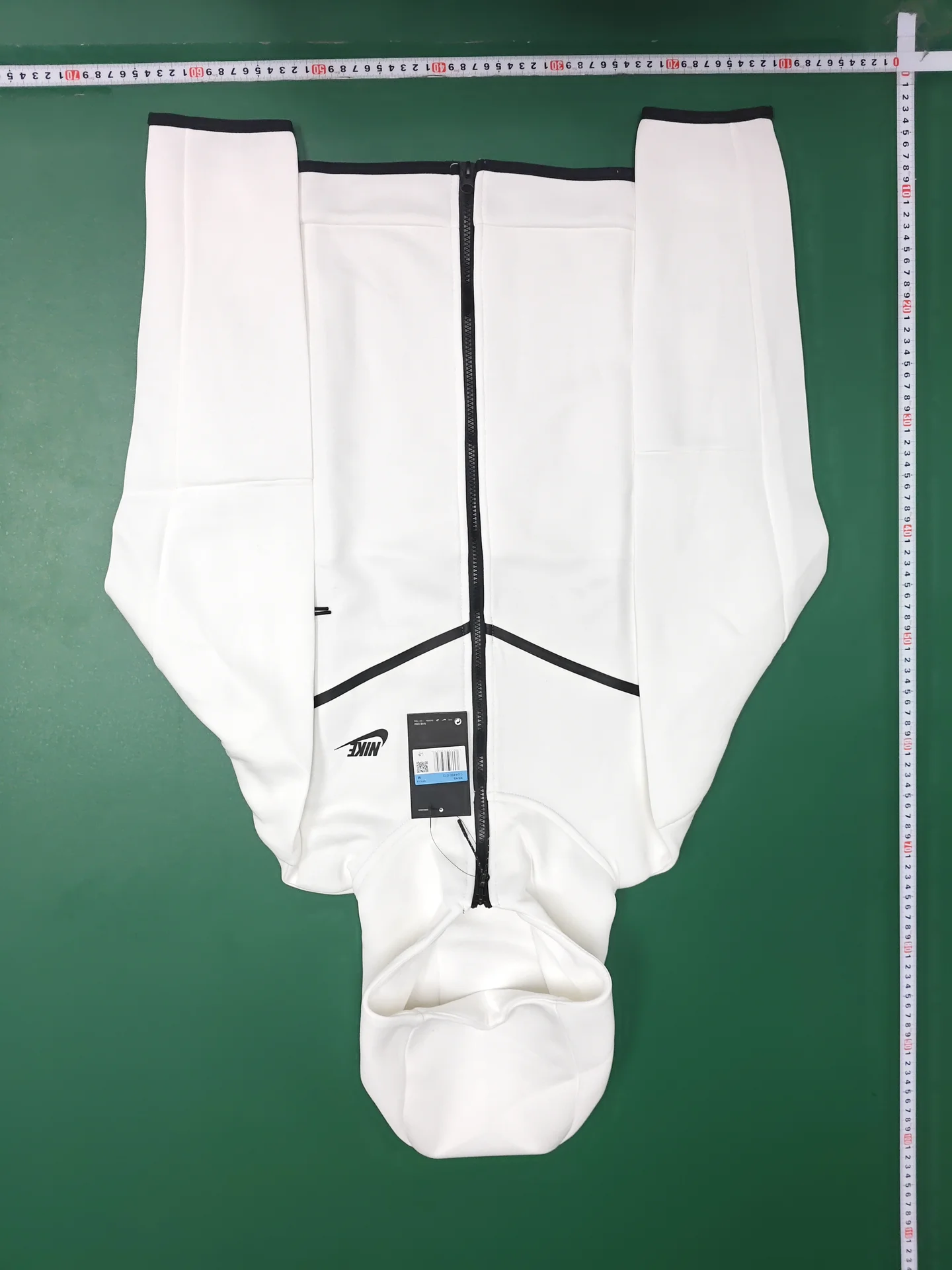 Nike suit 35style QC photo