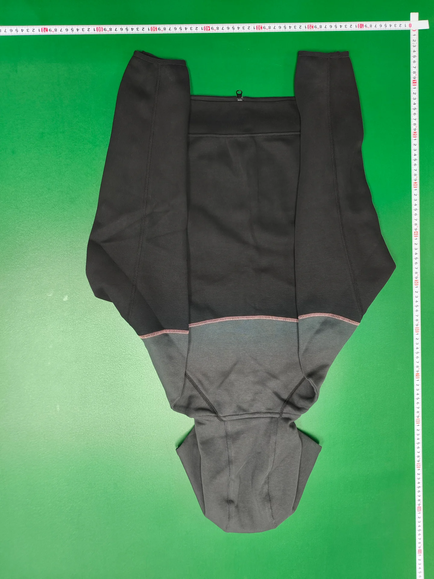 Nike suit 35style QC photo