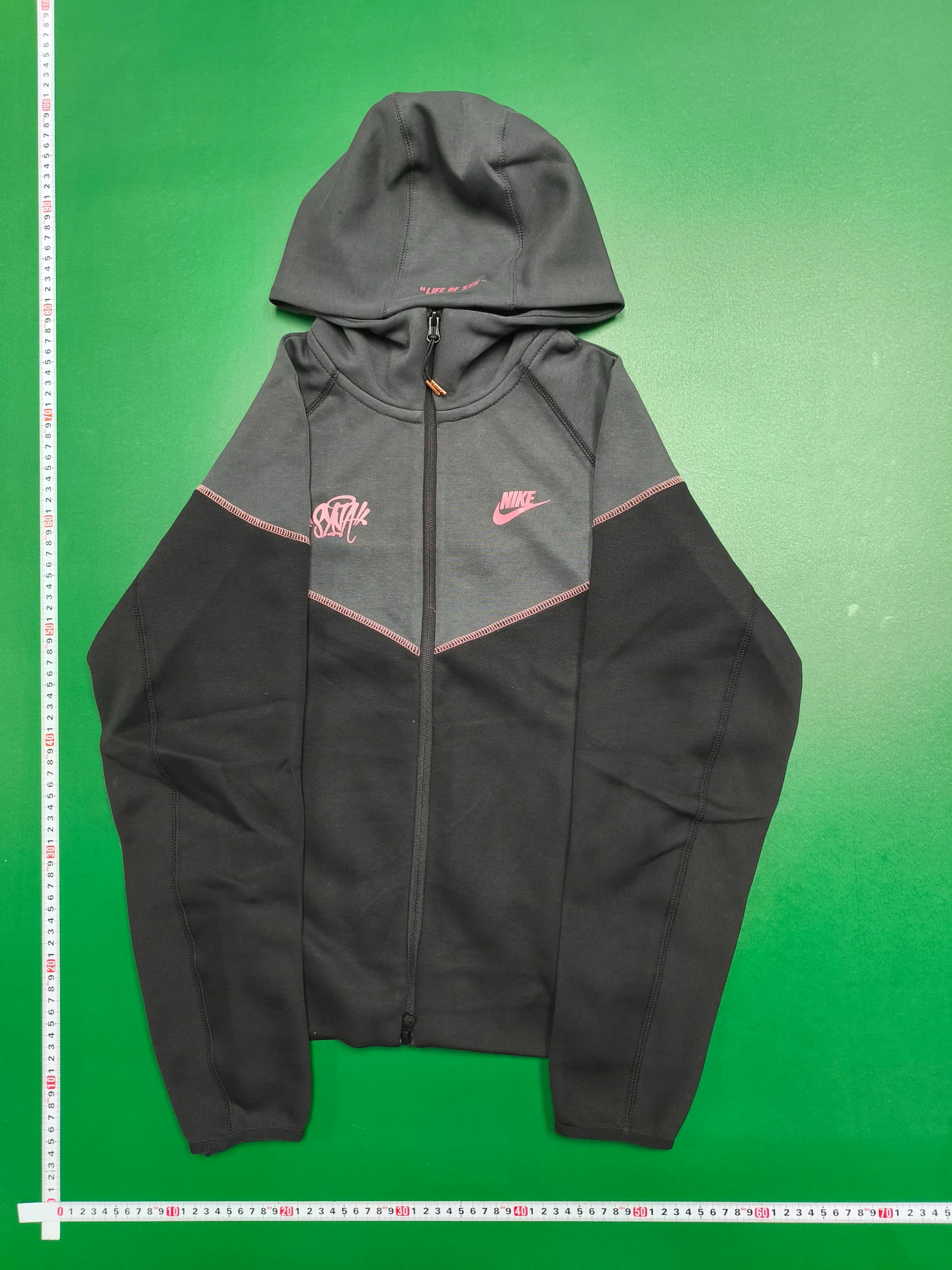 Nike suit 35style QC photo