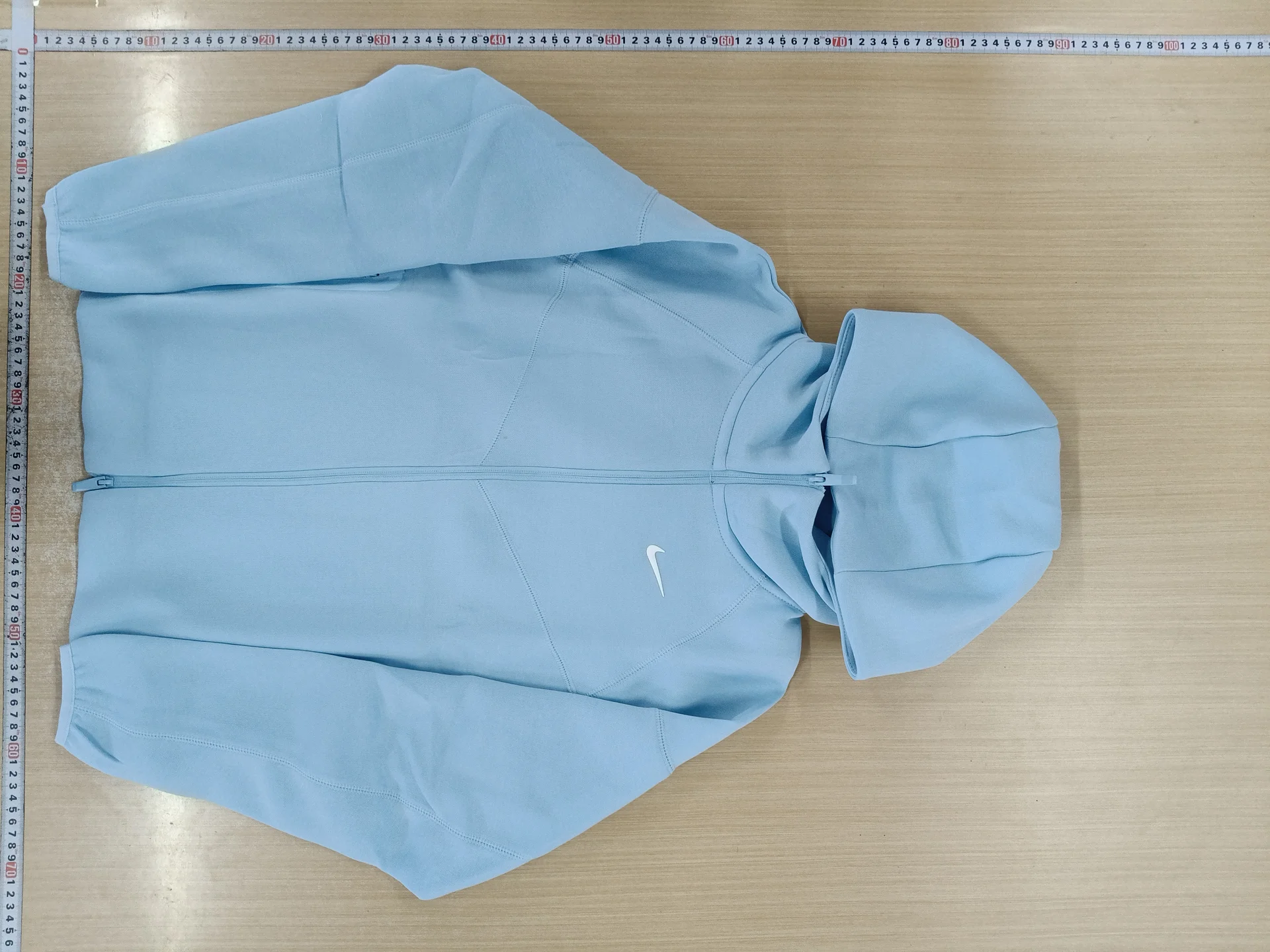 Nike suit 35style QC photo