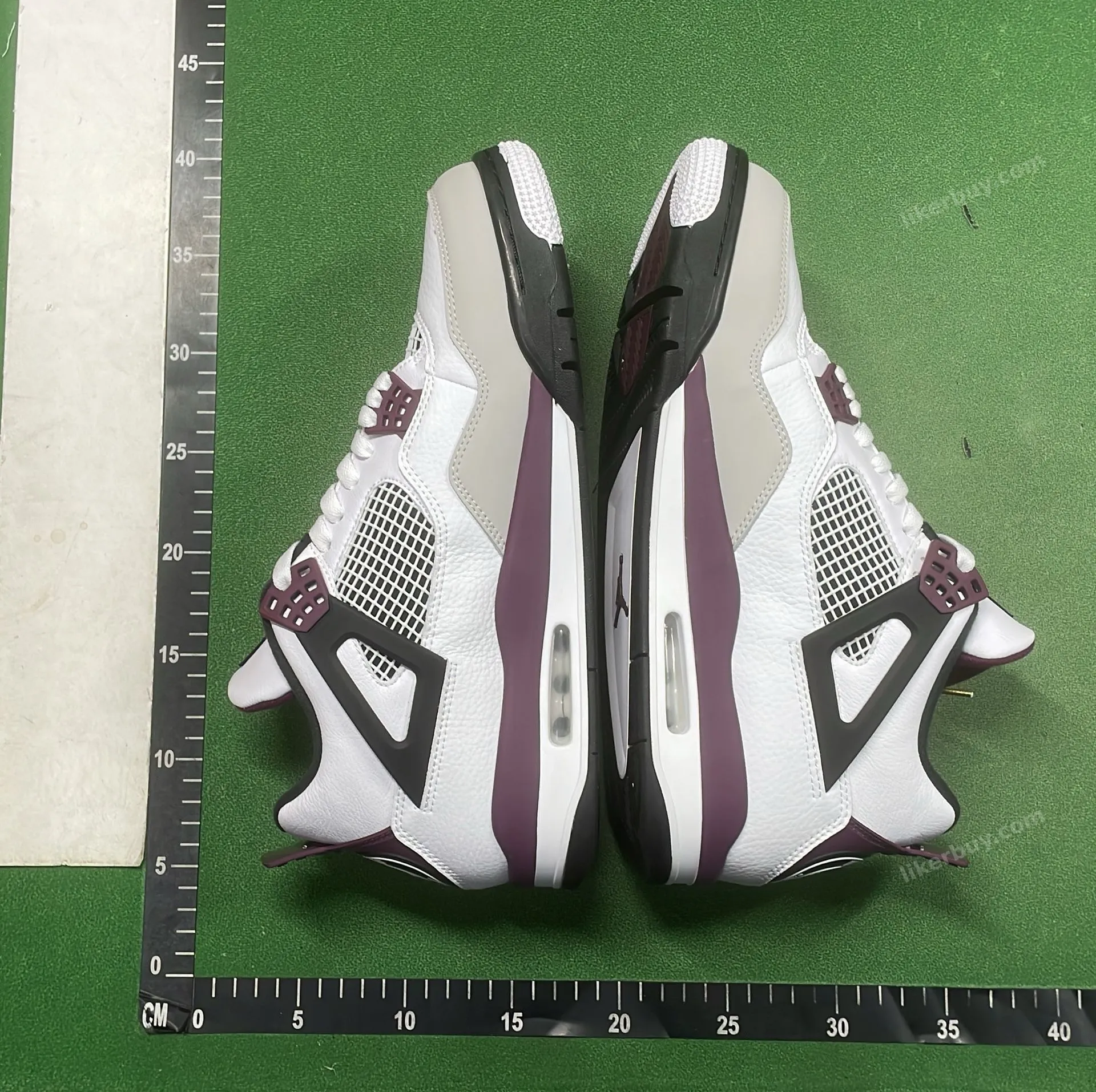 Air Jordan 4 product reference 9