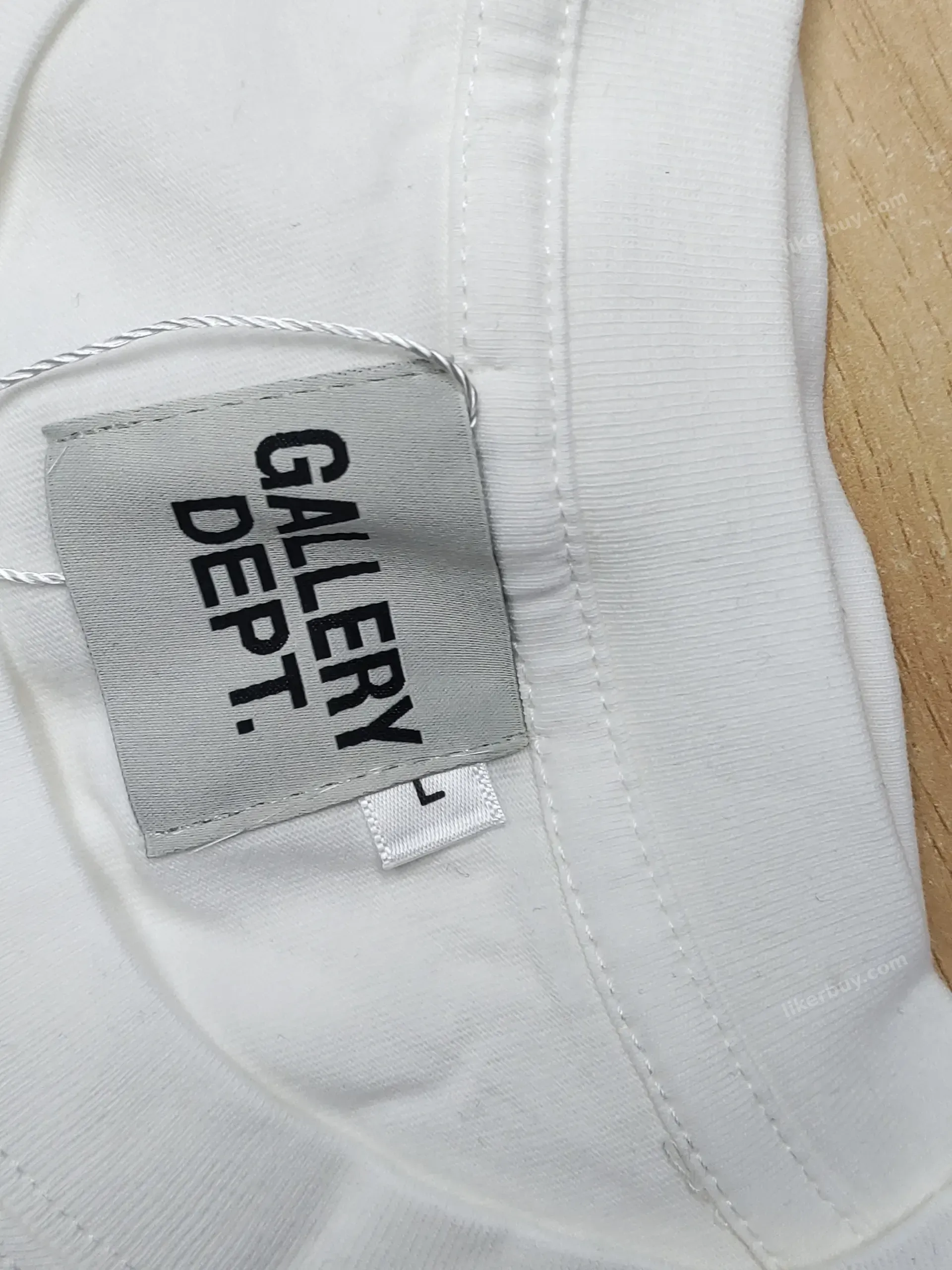 Gallery dept T-shirt product reference 11