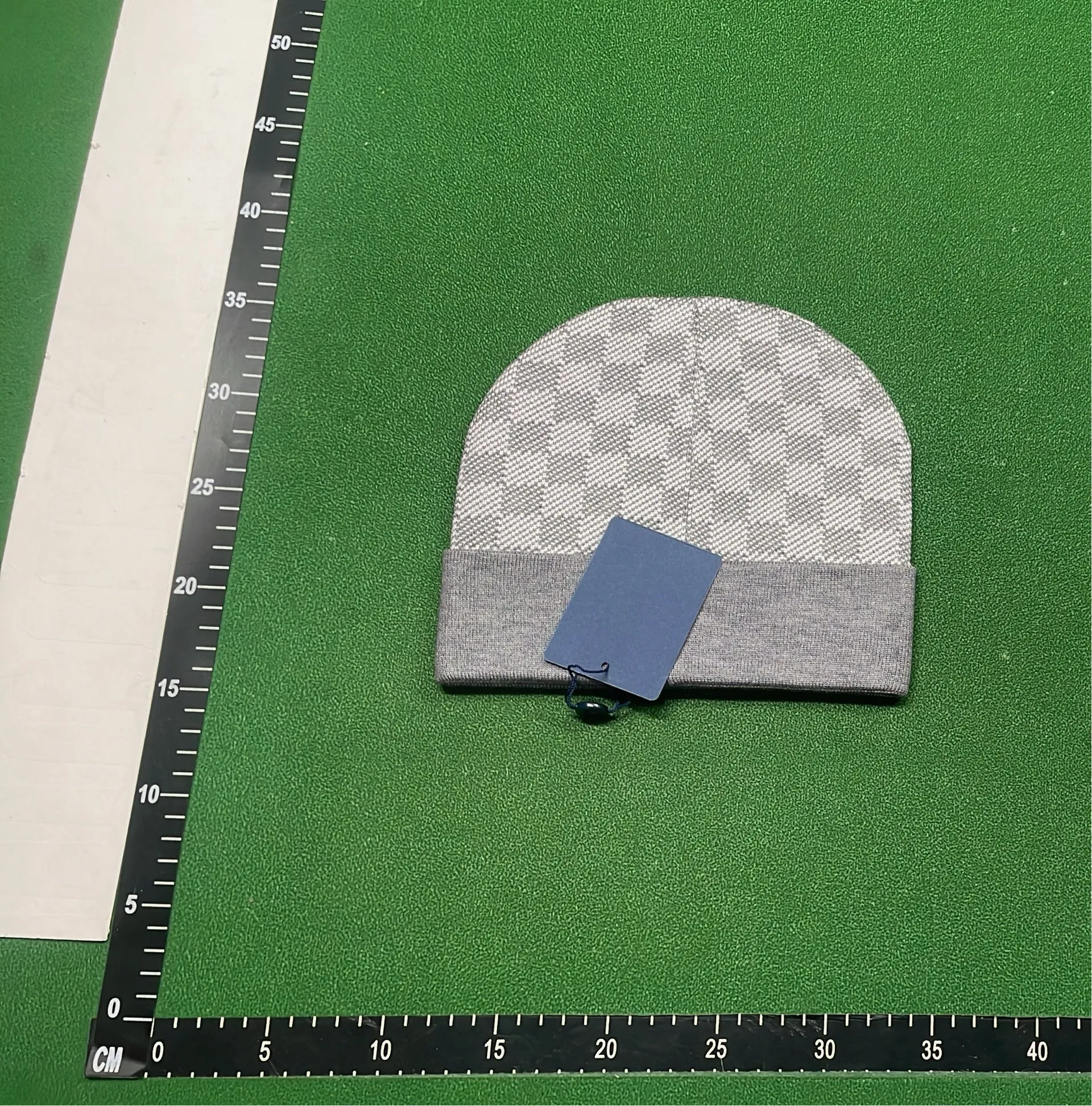 LV Beanie product reference 11