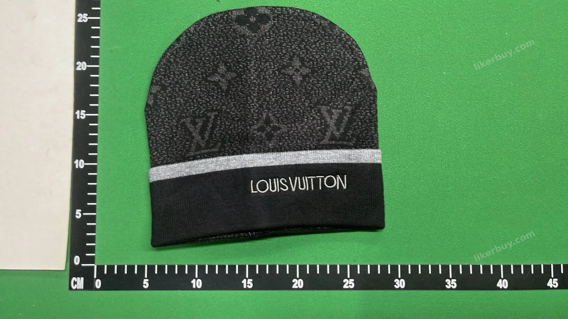 LV Beanie product reference 3