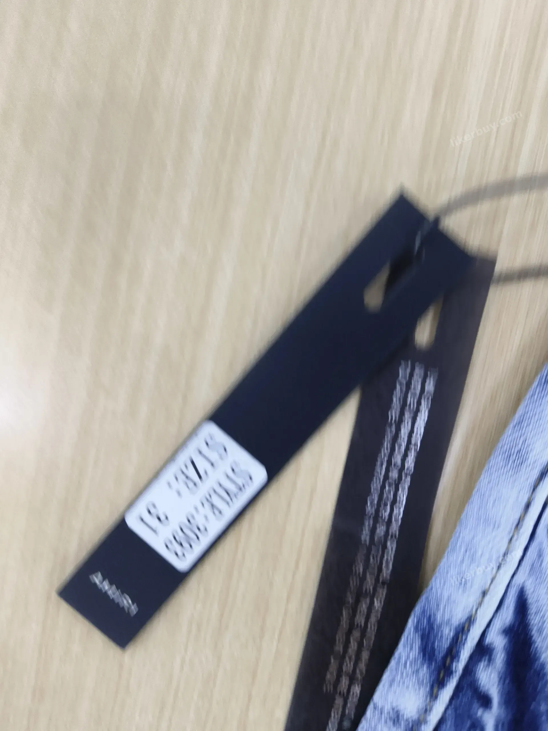 Ami Indigo Jeans product reference 1