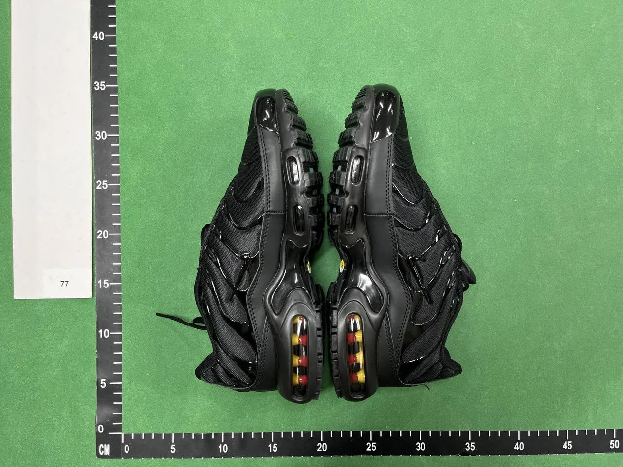 Nike Air Max Plus QC photo