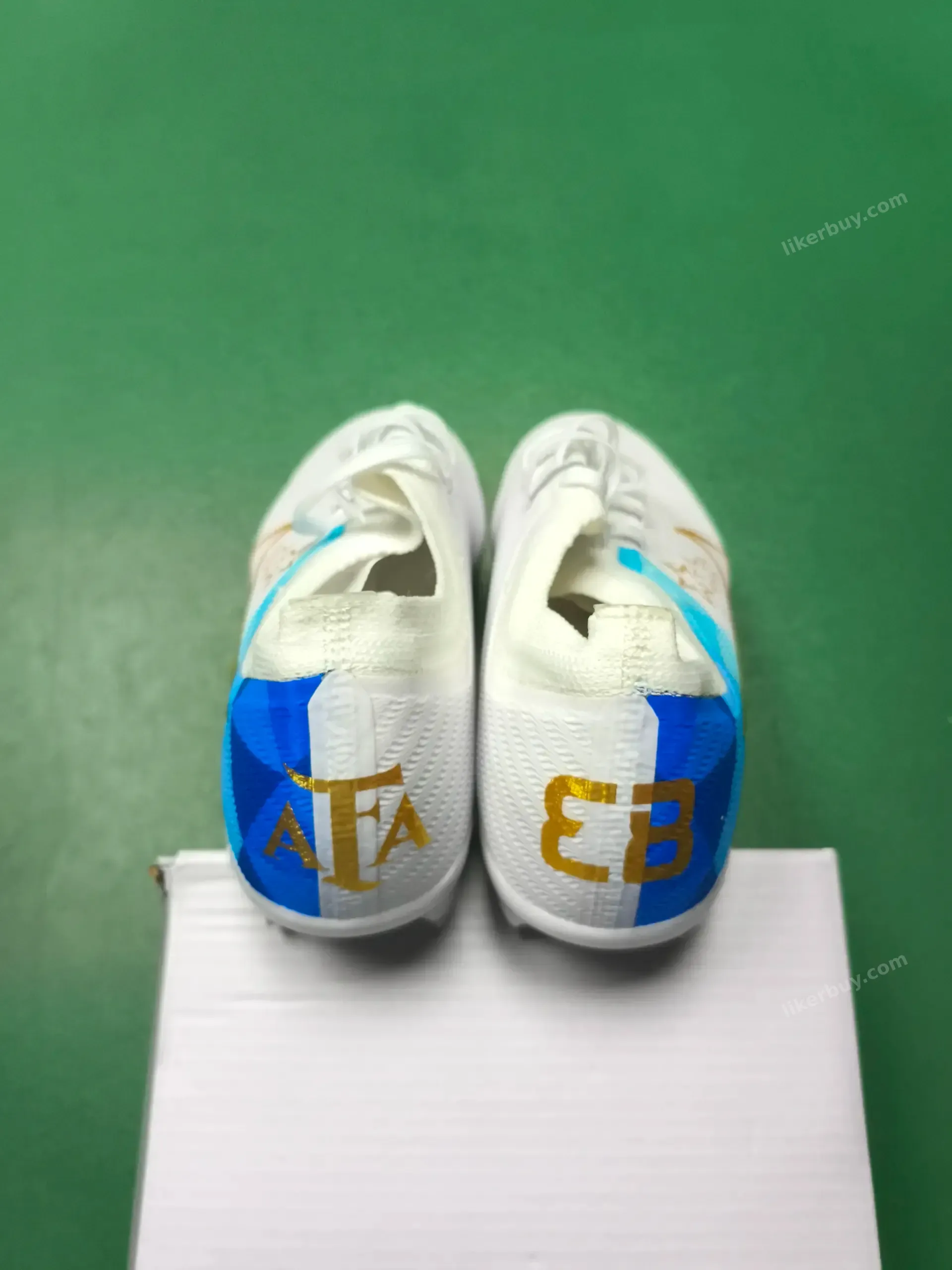 Nike soccer shoes product reference 3