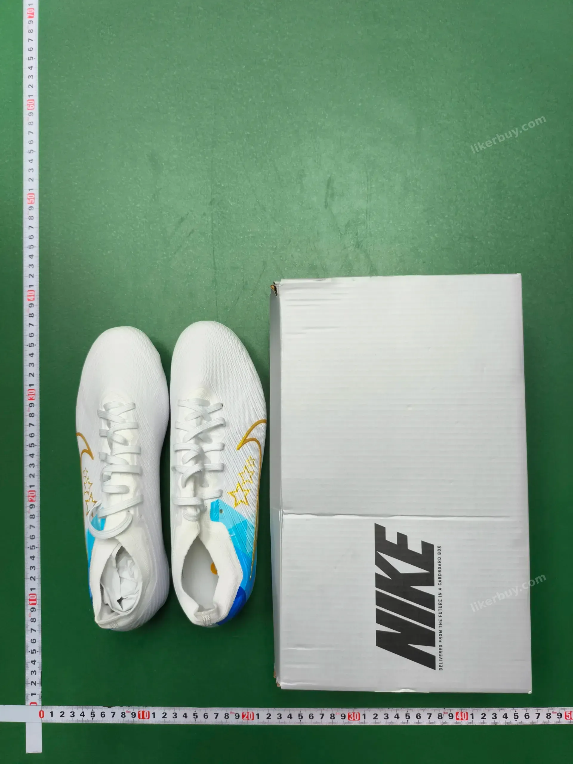 Nike soccer shoes product reference 1