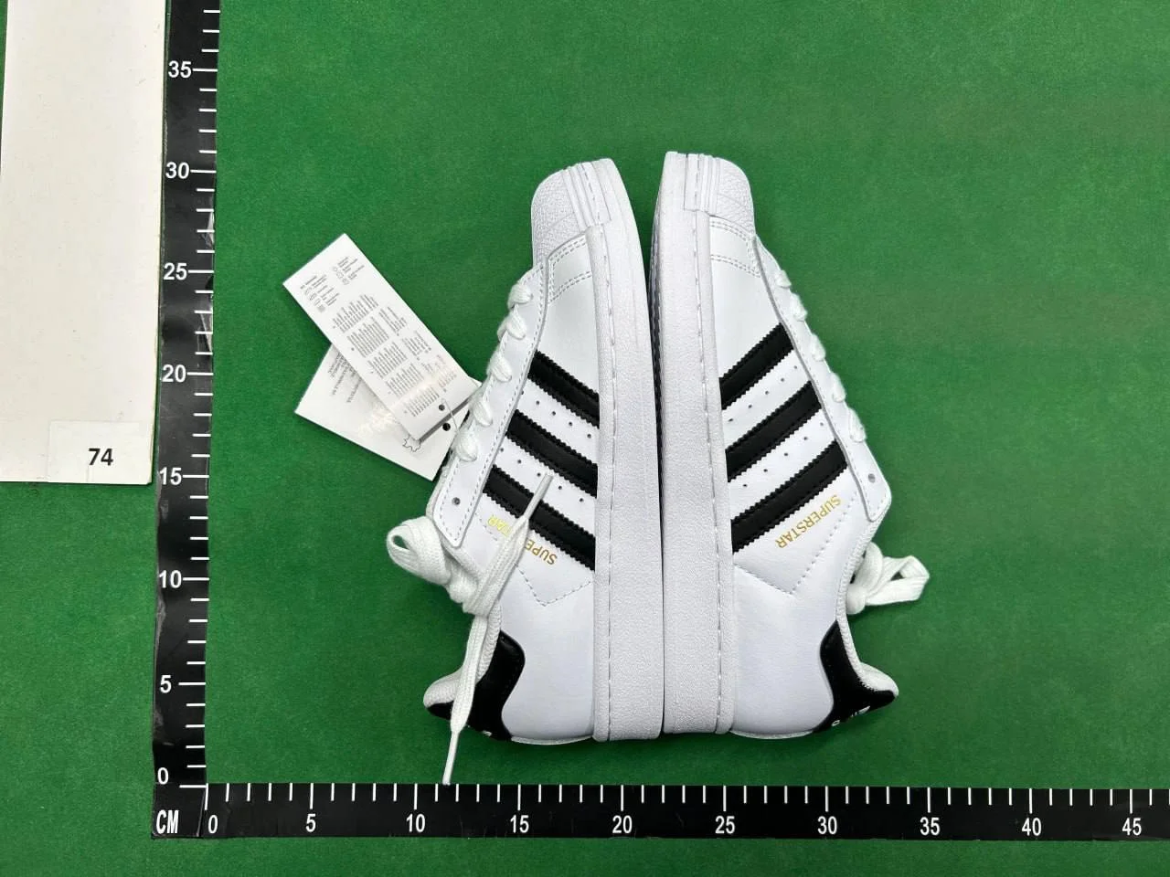 adidas originals SAMBA OG QC photo