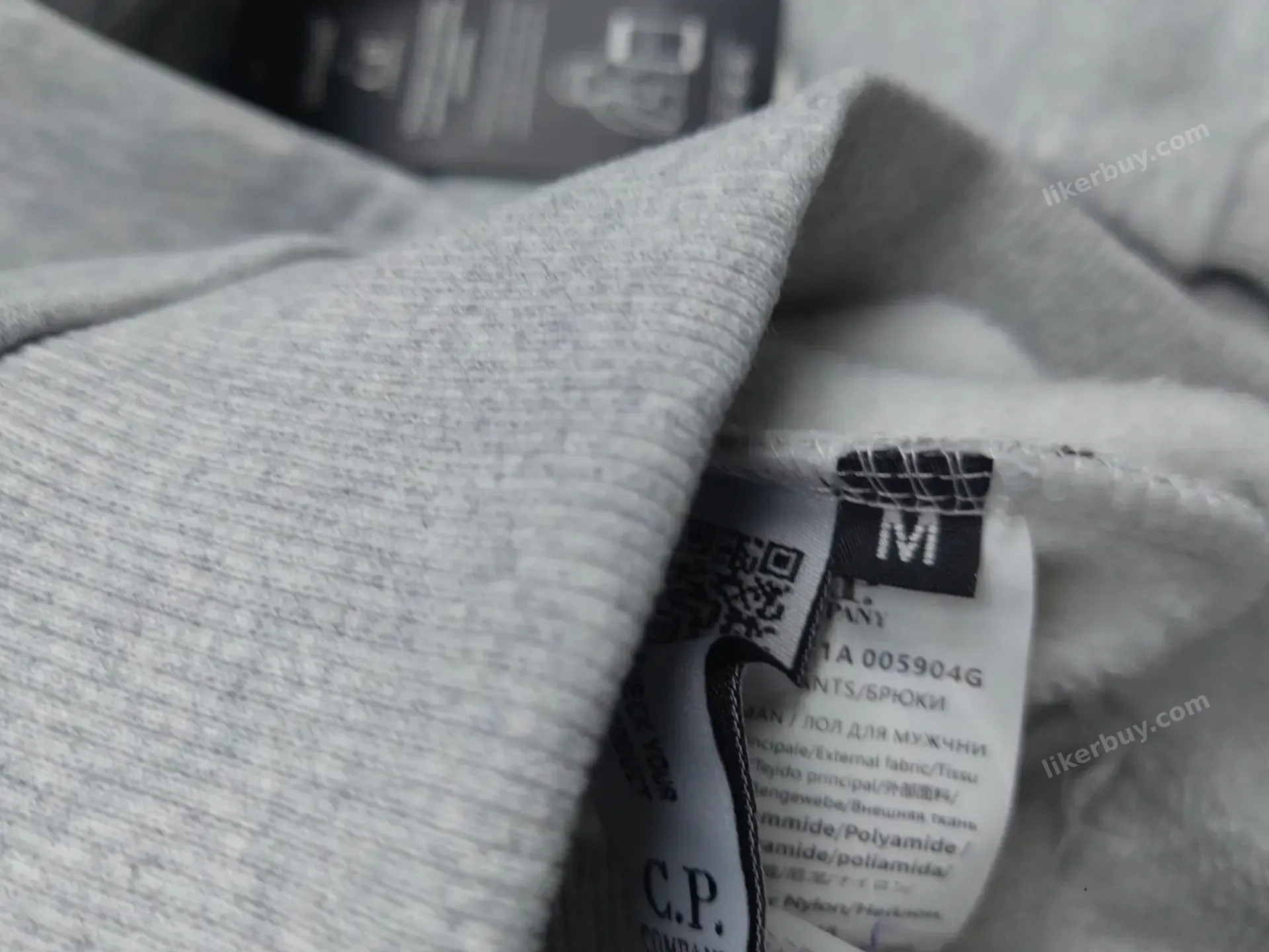 CP Company hoodie/ jacket/ down jacket product reference 7