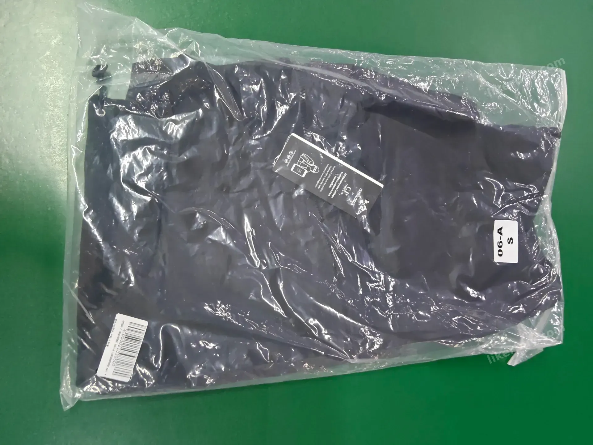 CP Company hoodie/ jacket/ down jacket product reference 3