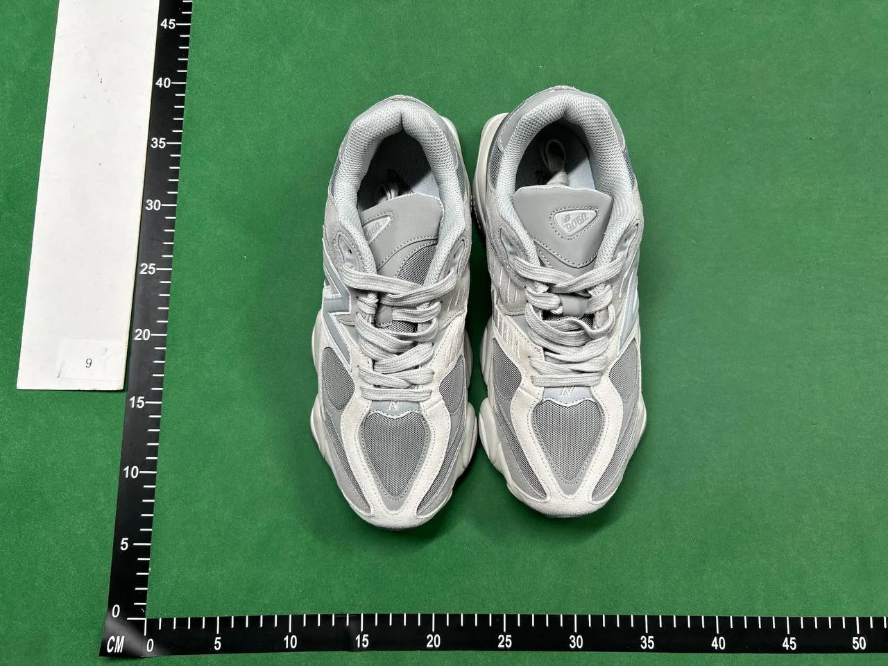 NEW BALANCE 9060 QC photo