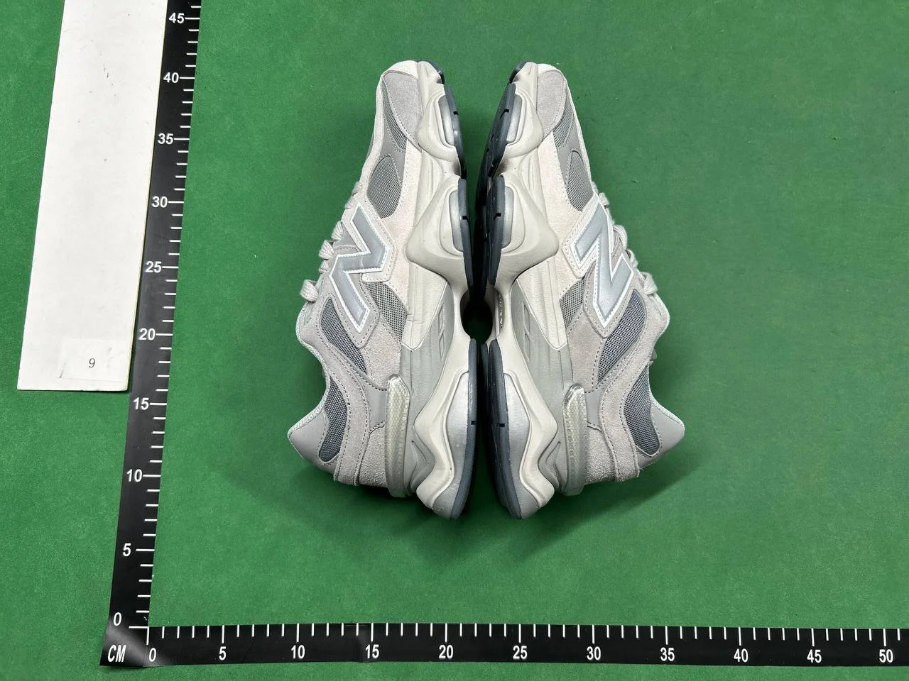 NEW BALANCE 9060 QC photo