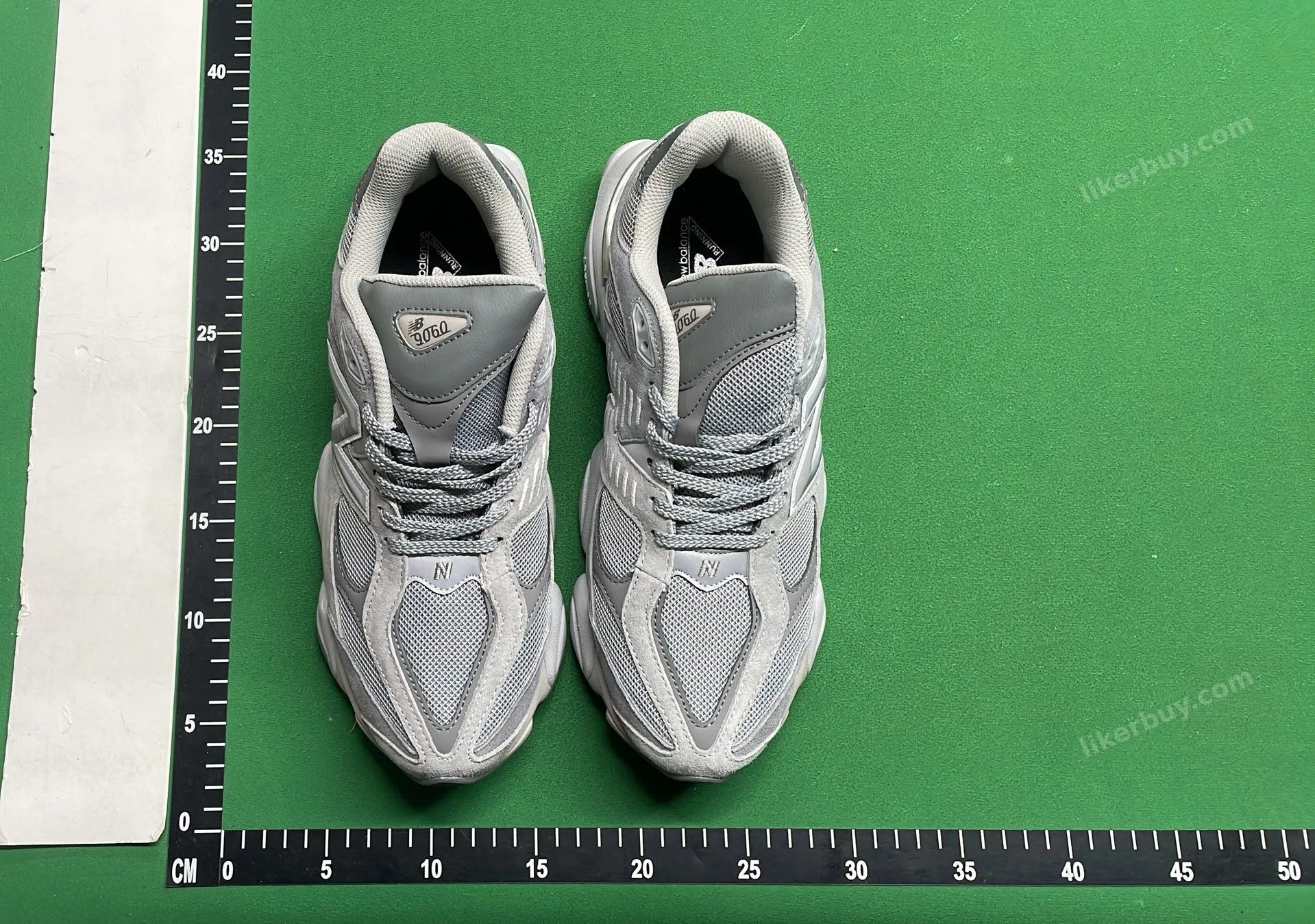 NEW BALANCE 9060 product reference 1