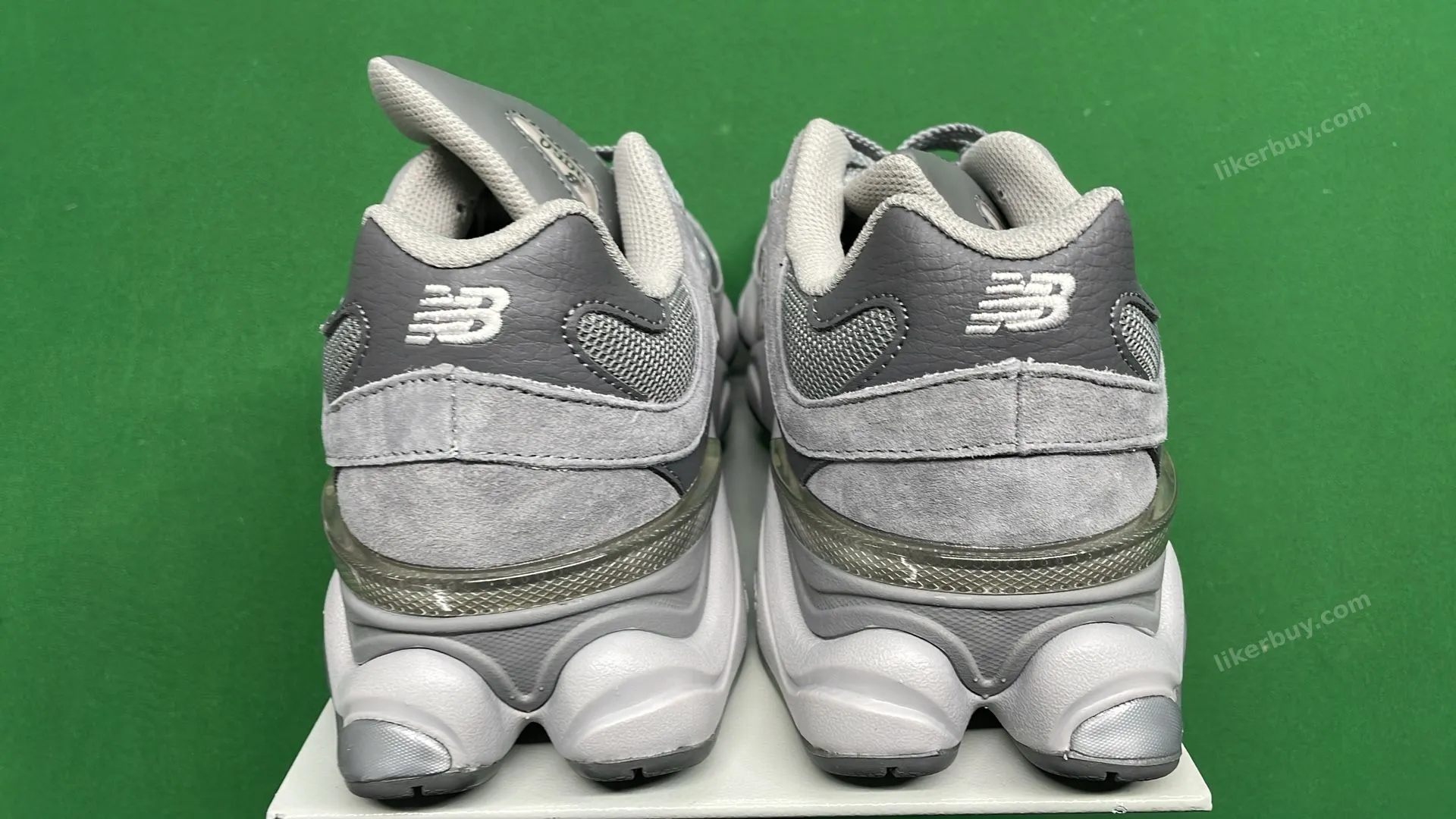 NEW BALANCE 9060 product reference 4