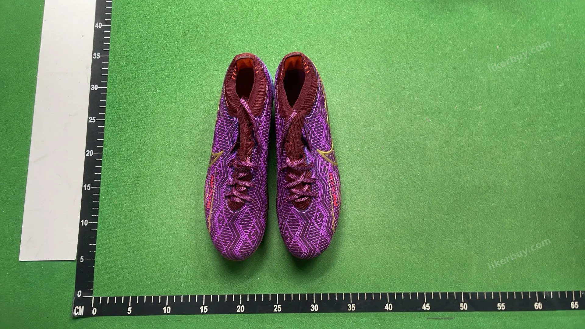 Nike football shoes product reference 1